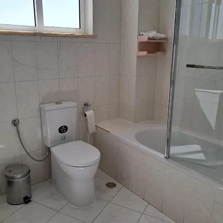 Apartment T2 Vista Mar *